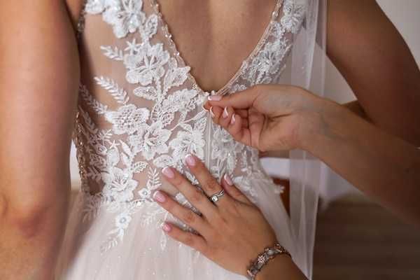 Zjawiskowa suknia ślubna w stylu JANE – Fulara & Żywczyk