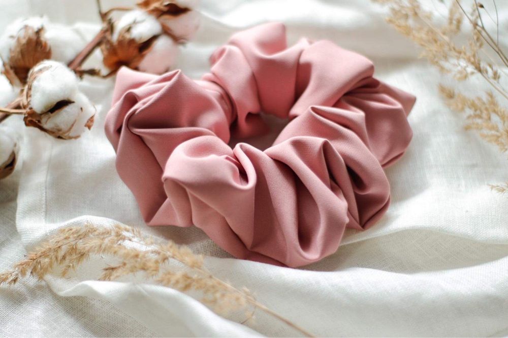 Gumka do włosów typu scrunchie