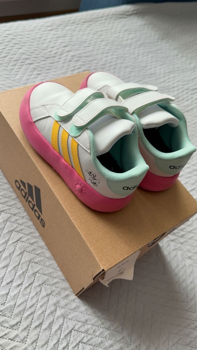 Adidas 27 grand court Disney Minnie