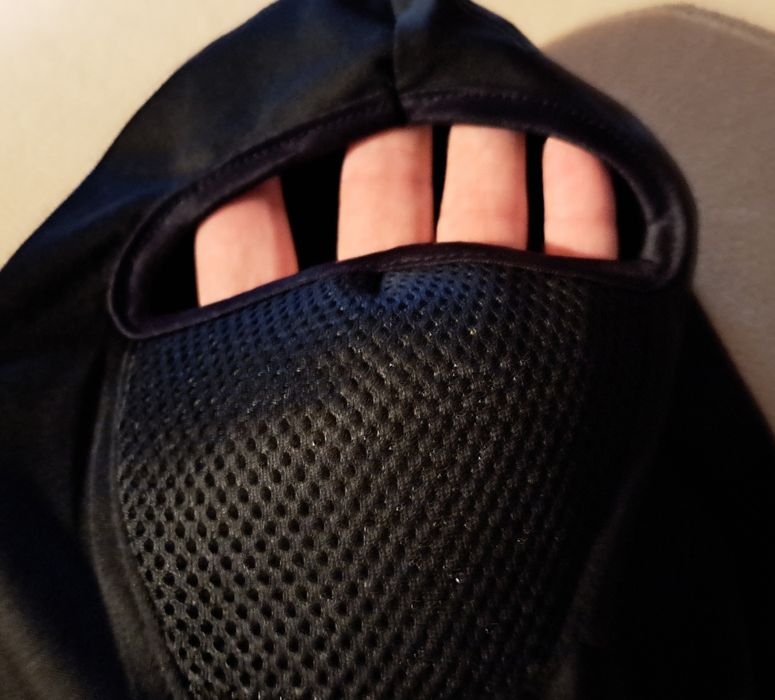 Balaclava preta com rede