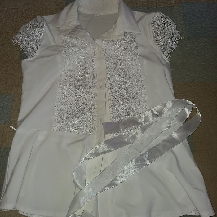 Блузки в школу 7-8лет