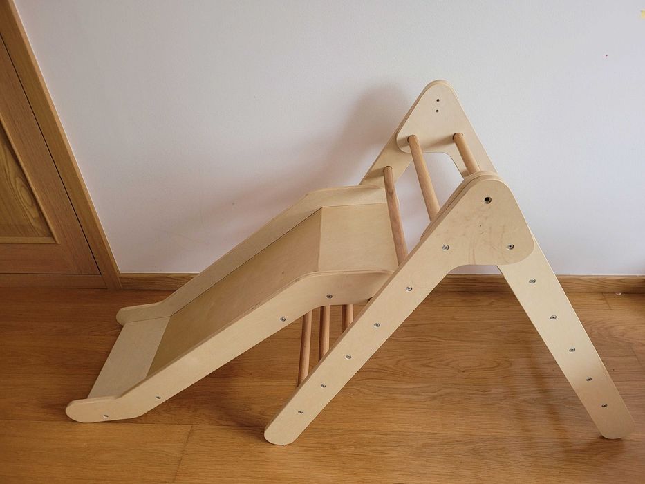 Triângulo Pikler com rampa