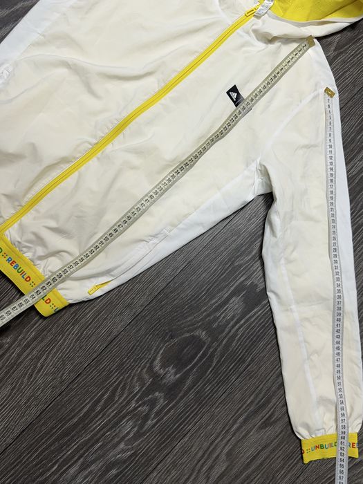 Adidas вітровка спортивна  підліткова