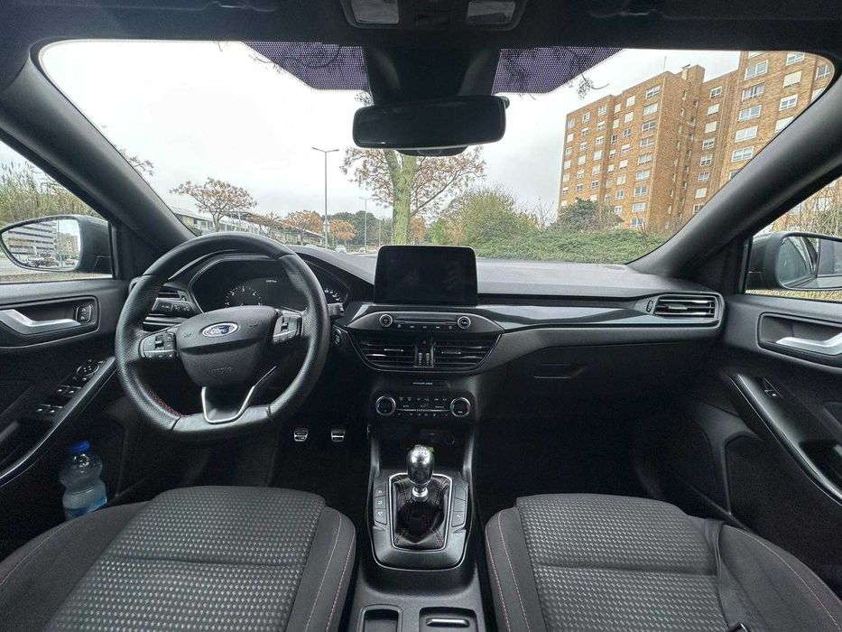 Ford Focus St Line 1.5 Gasóleo