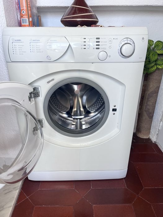 Maquina de lavar roupa