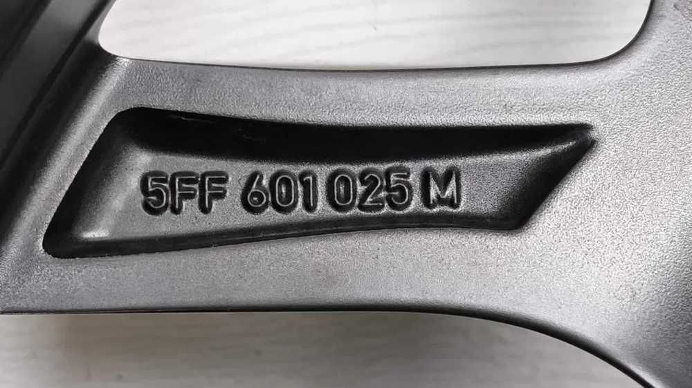 Felgi aluminiowe Cupra Formentor Vw 20" 5x112 Et 40 NOWE (OL680F)