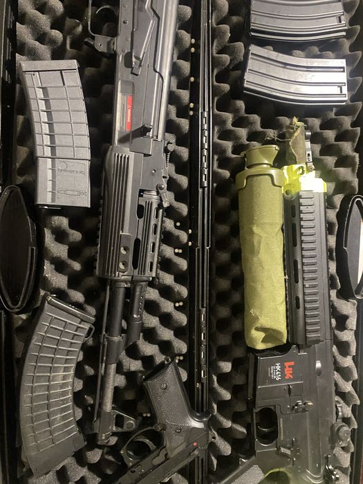 Airsoft Ak-47 e M4A4