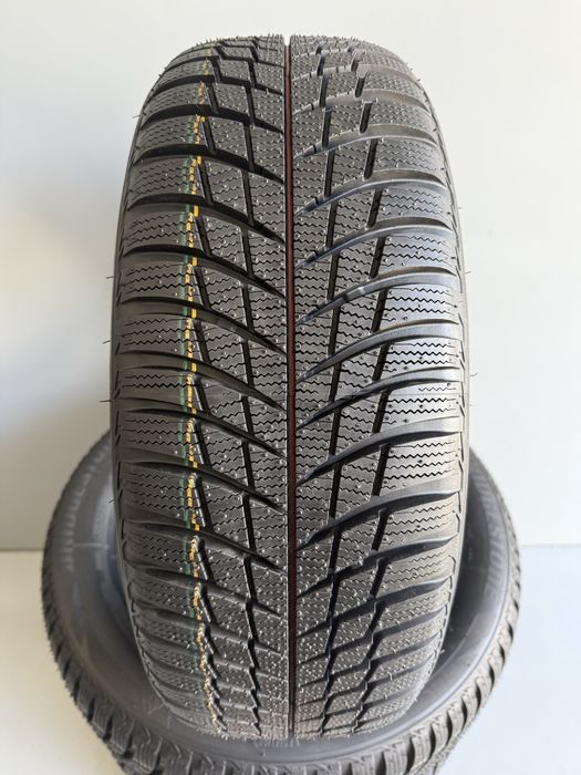 205/55 R17 95H XL Зимові шини Bridgestone Blizzak LM001