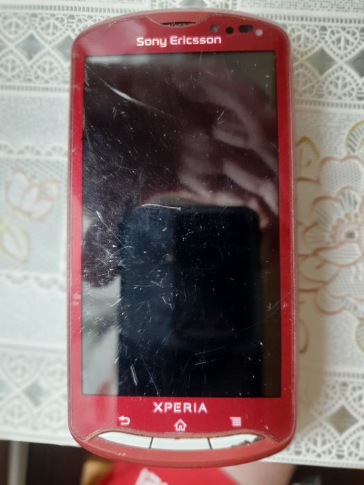 Sprzedam 3 telefony komórkowe