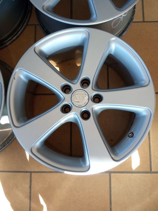 Felgi aluminiowe 17" 5x114.3 ET35 7.5J