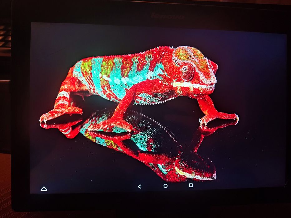 Планшет Lenovo TB3-L70L (рабочий, под восстановление)