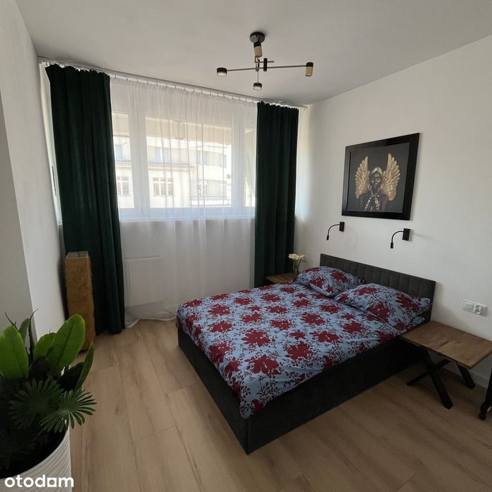 Mieszkanie 3-pokojowe w Gdyni -balkon, parking , winda.