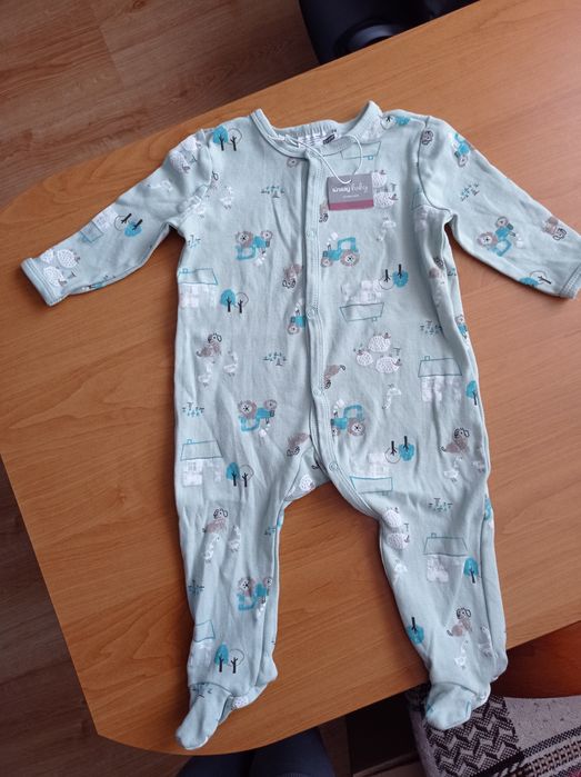 Nowy pajacyk niemowlęcy z motywem "na wsi" miętowy