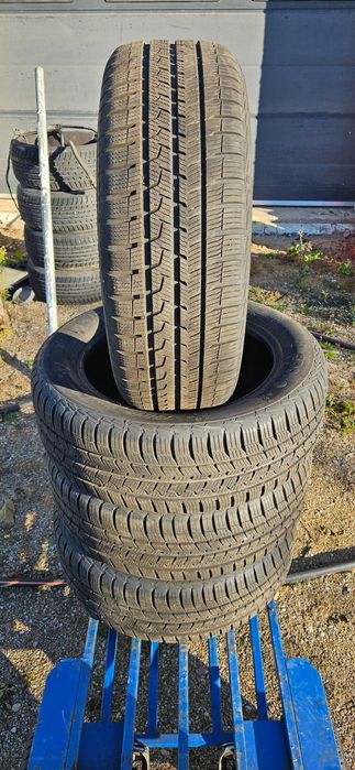 Opony wielosezonowe 16