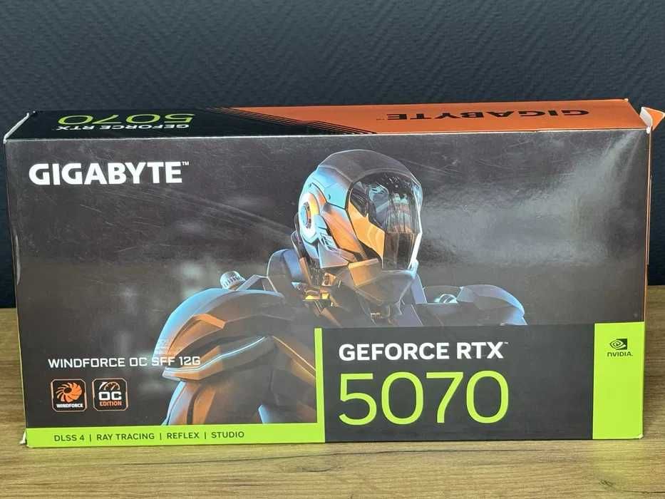 GIGABYTE GeForce RTX5070 12 GB