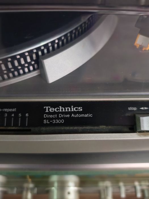 Gira-discos Technics Sl 3300