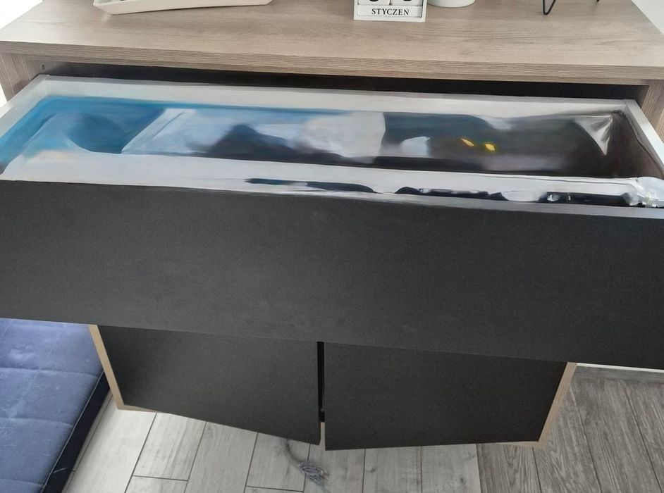 Zawieszane komody/szafki