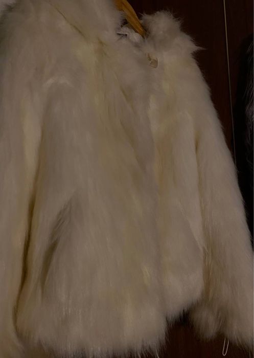 зимова шуба за штучного хутра біла