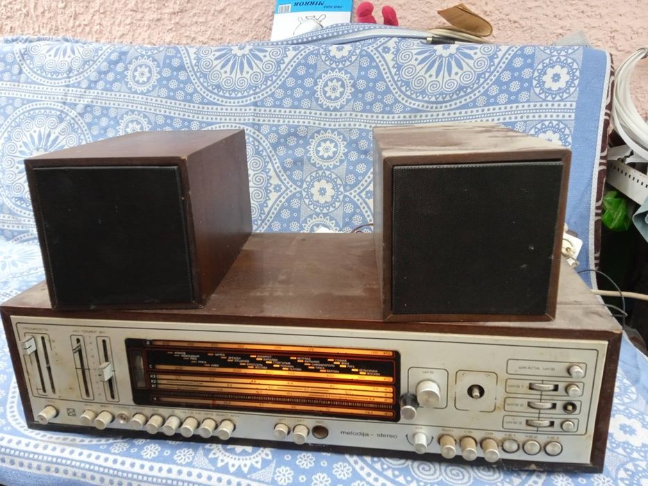 Продам Мелодія Стерео