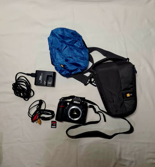Corpo Nikon D7000 Digital (Apenas 3799 disparos!) + Bolsa e Acessórios