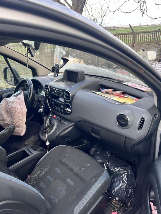 Citroen Berlingo Peugeot Partner przekladka z anglika