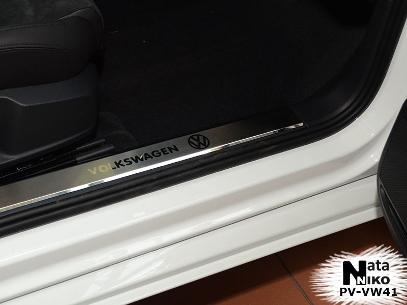 Накладки на пороги Volkswagen Passat B5 B6 B7 B8 CC Polo Tiguan Touran