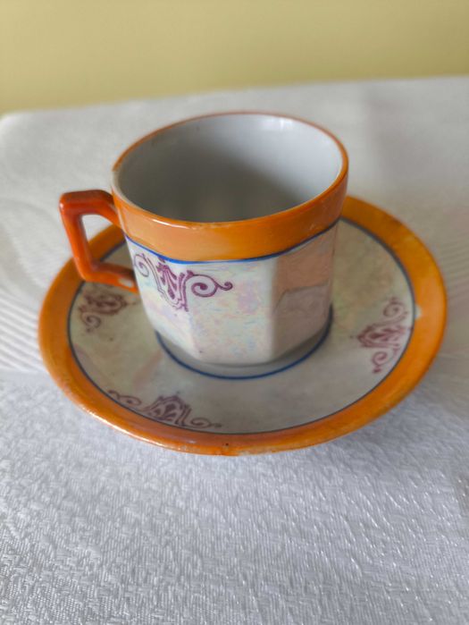 Filiżanka mała kolekcjonerska.