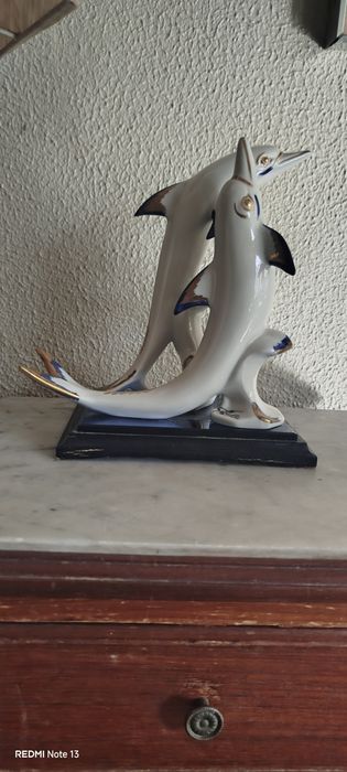 Estátua de Porcelana Golfinhos