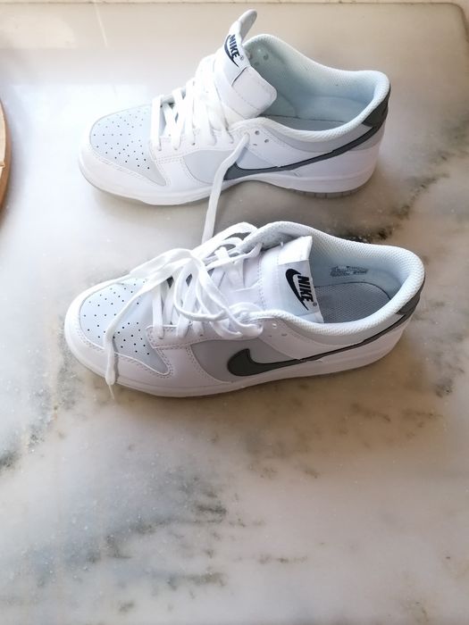 Sapatilhas Nike usadas