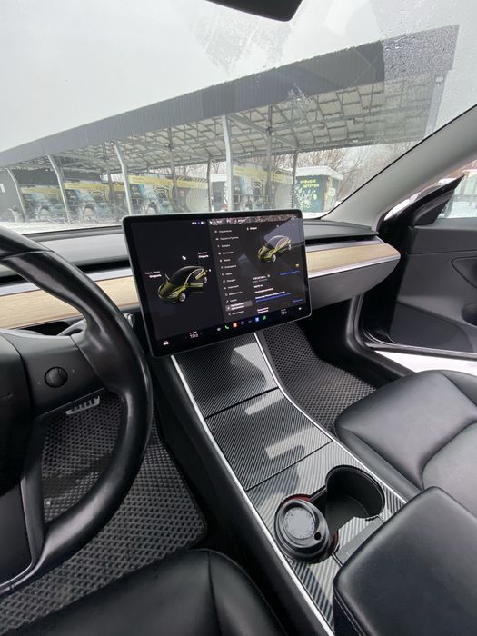 Tesla Model 3 MID Range