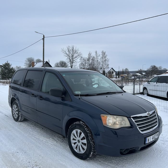 Chrysler grand voyager 3.3 lpg rok 2008 town country  7osob