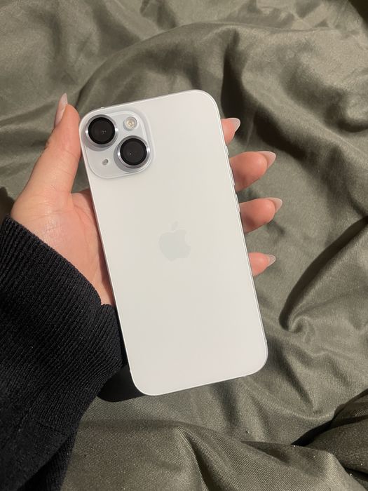 iPhone 15 – 128 GB – idealny stan