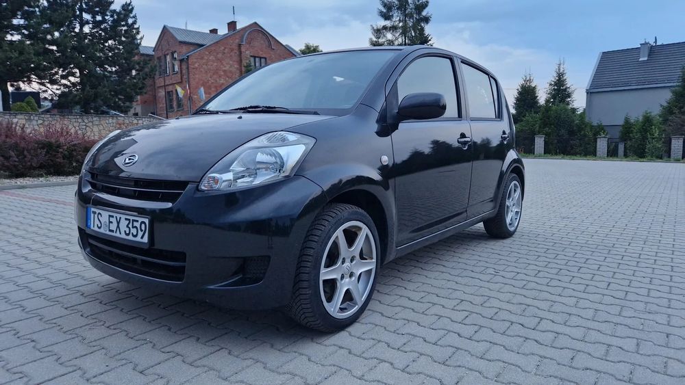 Daihatsu Sirion 1.3 91 Koni Silnik Toyota Klima Alu 16" Bez Rdzy Bezwypadkowy