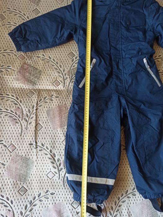 Комбинезон зимний ,, H&M ,, размер 104