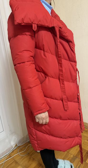 Пухова куртка зимова