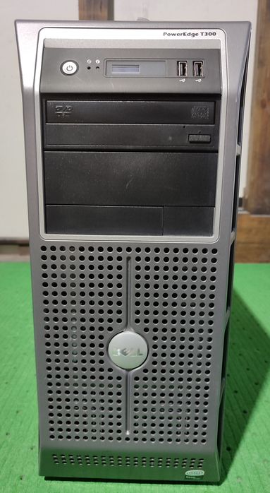 Сервер DELL Poweredge T300