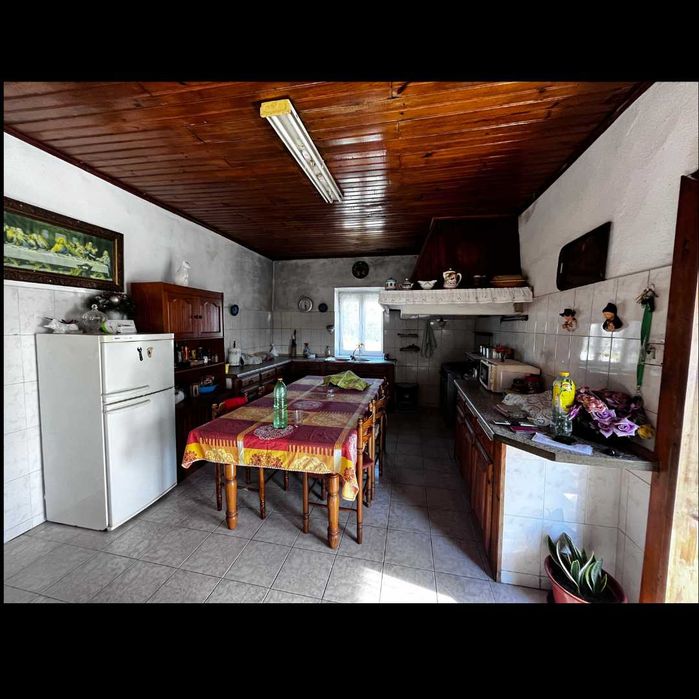 Moradia T3 em Alvarães