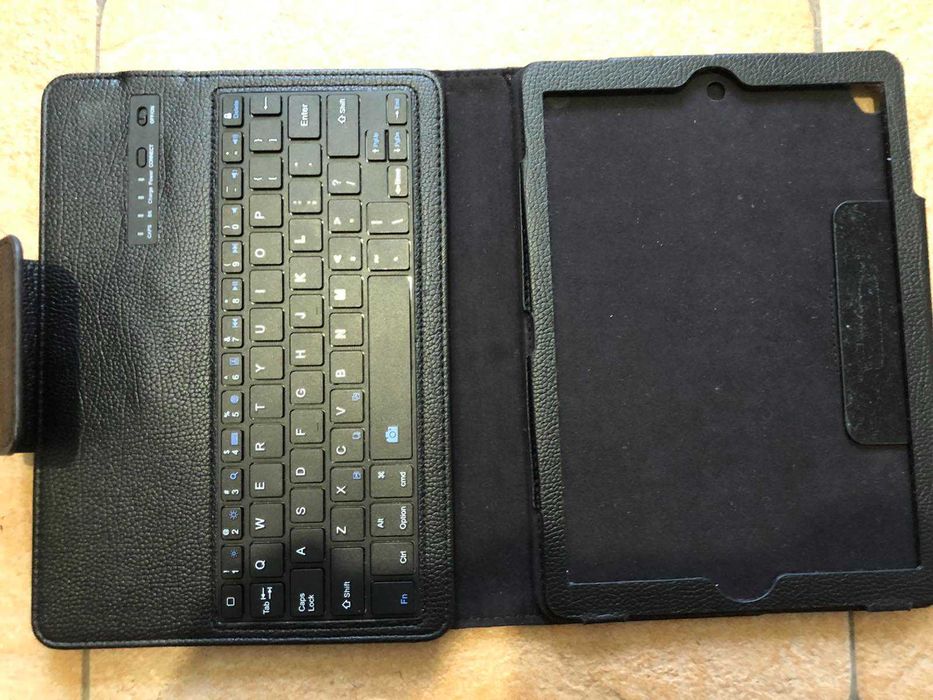 Чехол для IPad Pro 9.7+ bluetooth клавиатура
