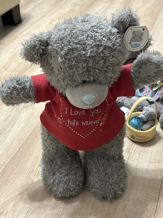 колекцію плюшевих ведмедиків Me to You Tatty Teddy.