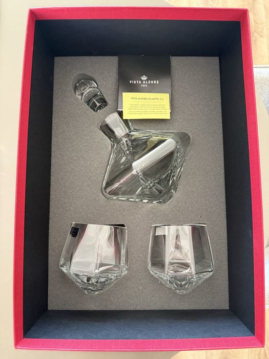 Conjunto Carrossel – Frasco e 2 Copos Baixos | Vista Alegre (NOVO)