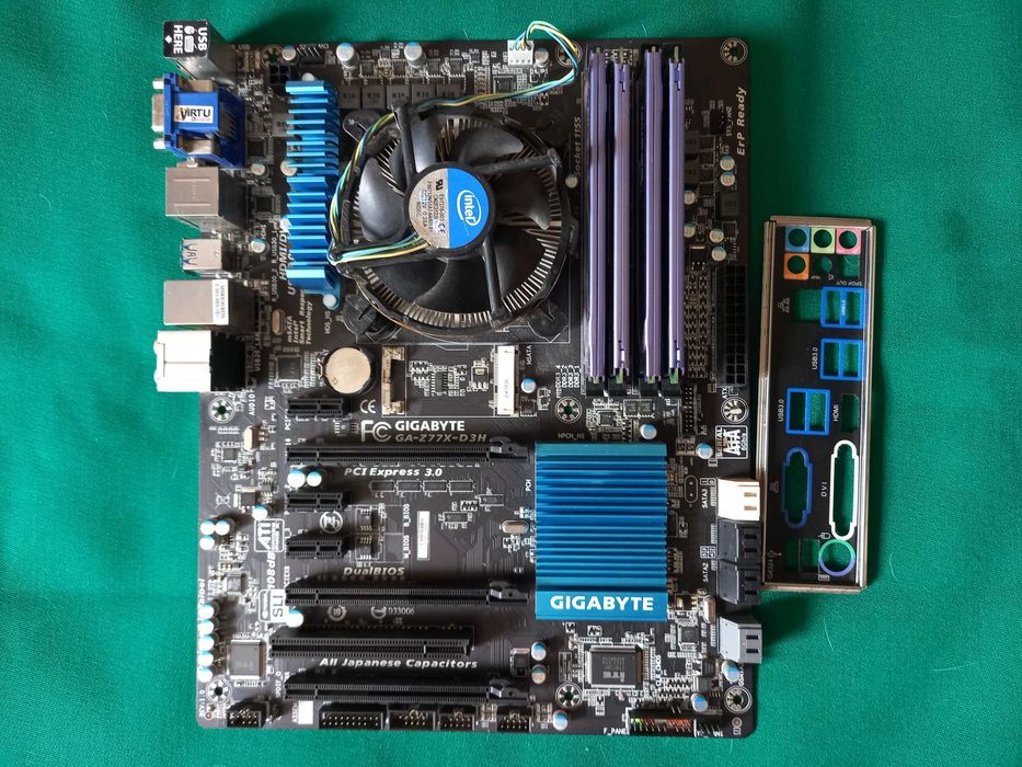Corei5 GIGABYTE GA-Z77-D3H BitFenix 即使用 GA-Z77X-D3H (rev. 1.0) 詳細 | マザーボード - GIGABYTE Japan