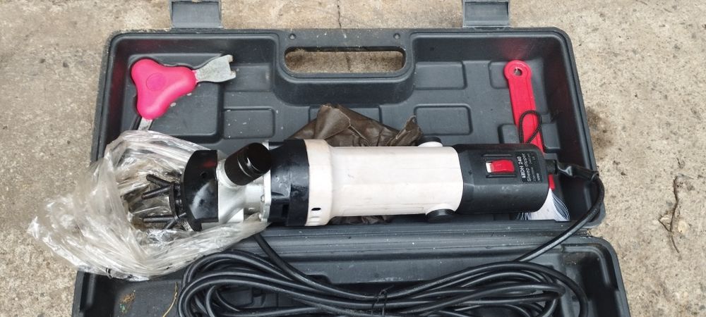 Машинка для стрижки овець tind 240