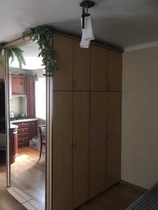 Продаж 1 кімнатної квартири вул. Нахімова (біля Кошика)