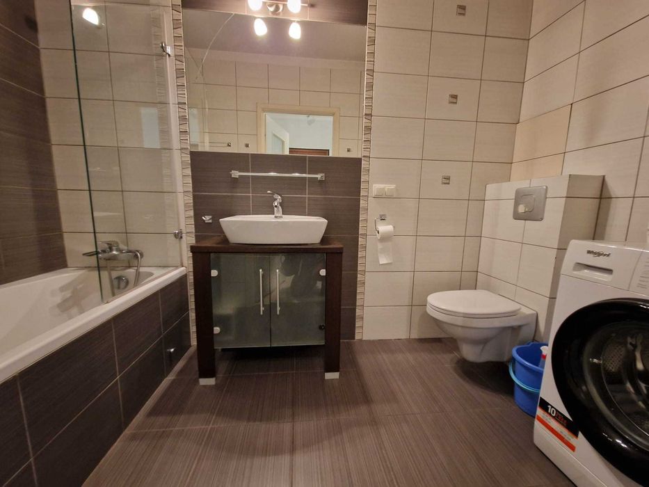 Apartment in Katowice, Osiedle Zgrzebnioka, Brynów-Osiedle Zgrzebnioka - More