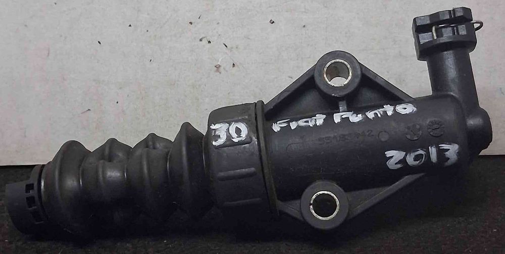 Bomba Principal da Embraiagem 55183442 - FIAT PUNTO