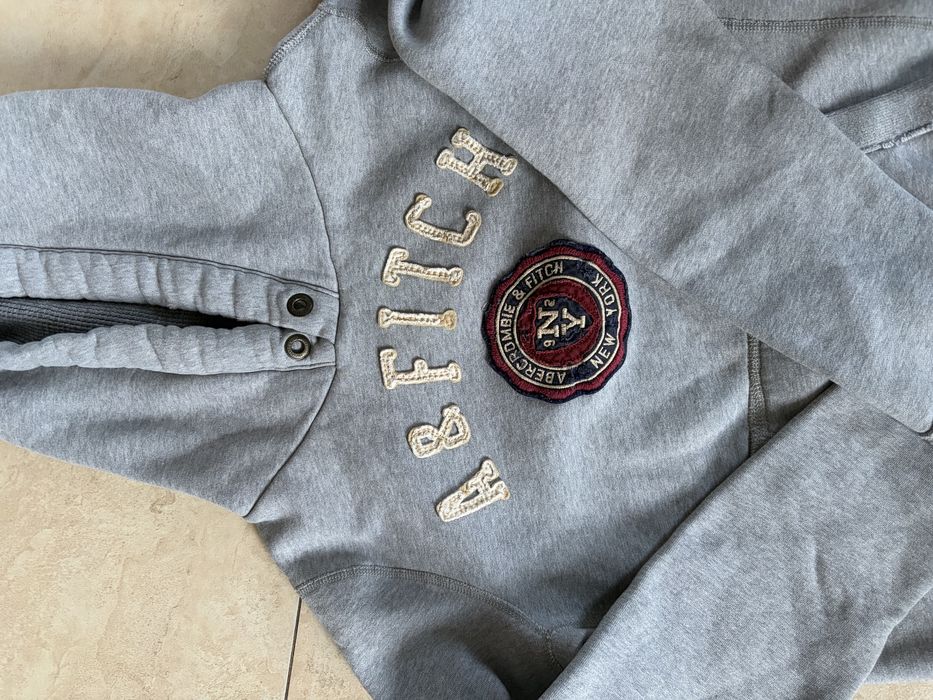 Bluza Abercrombie & Fitch