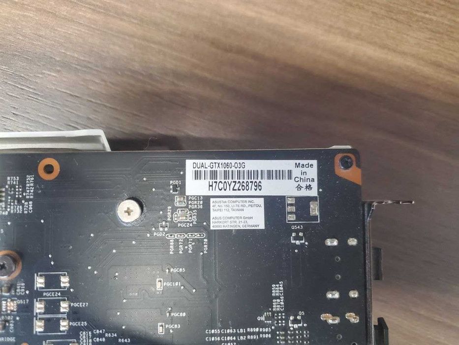 ASUS GeForce GTX 1060 Dual OC 3GB (DUAL-GTX1060-O3G) – оригінал, чудовий стан