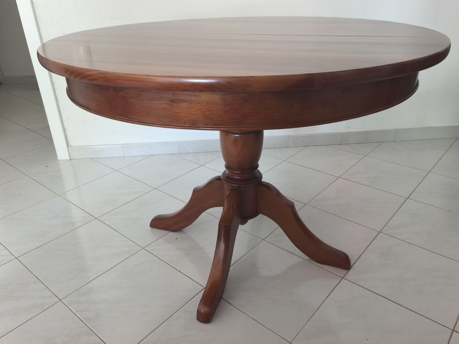 Mesa de jantar extensível
