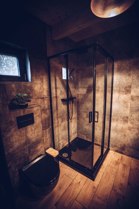 Domki. Bieszczady. Balia, jacuzzi na wyłączność w cenie.