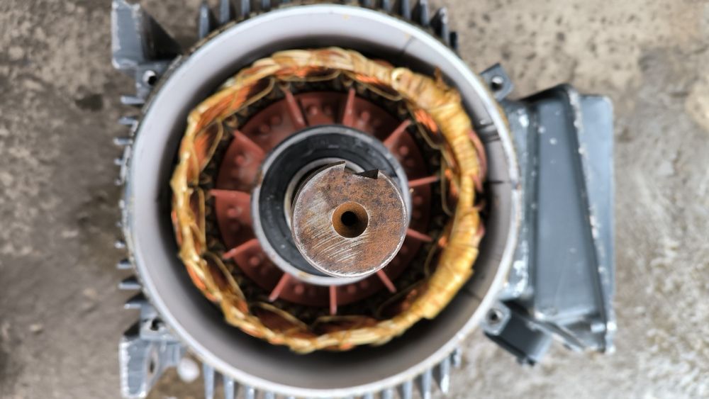 7,5 квт 728 об. Електродвигун 380. Электродвигатель